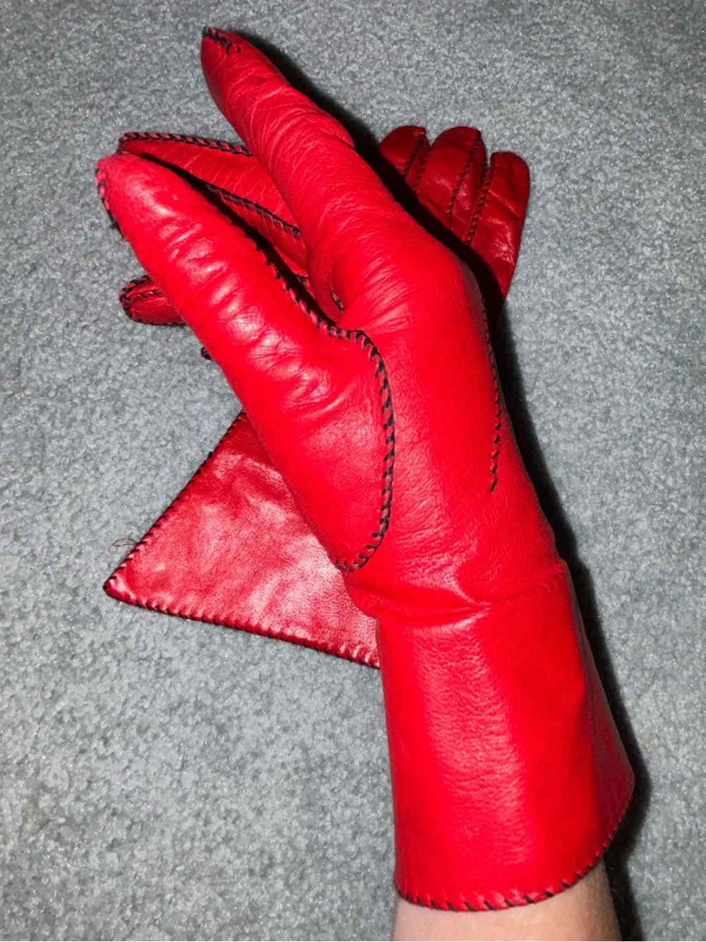 Vintage Gloves by Superb Red Leather Gloves Large Black Whip Stitch Mod Boho